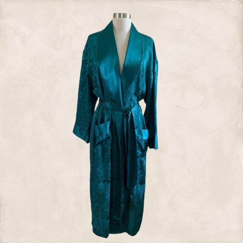 Vintage Gold Label Victoria’s Secret Emerald Green Ling Robe Size M/L